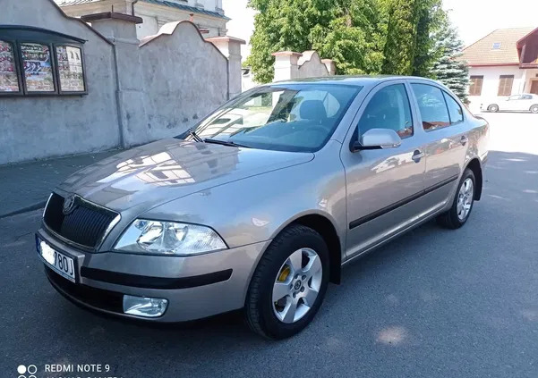 samochody osobowe Skoda Octavia cena 13900 przebieg: 250000, rok produkcji 2007 z Żabno